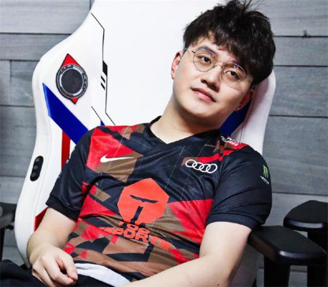 包含Karsa连续二十场比赛得分超过败北Doinb在IG比赛中突破纪录，这一次真的转会期瓦伦西亚战术微调的词条